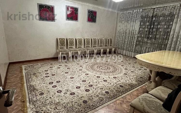 3-бөлмелі пәтер · 94.6 м² · 1/3 қабат, Абая 49, бағасы: 38 млн ₸ в Жезказгане — фото 2