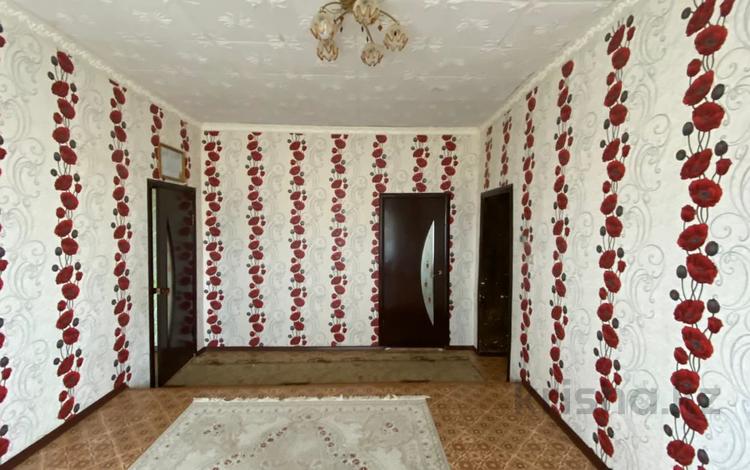 Отдельный дом • 4 комнаты • 140 м² • 140 сот., Наурыз 30 за 12 млн 〒 в Кызылтобе — фото 2