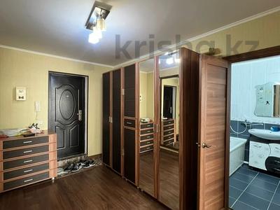 1-комнатная квартира · 50 м² · 6/9 этаж, мкр 12 за 15 млн 〒 в Актобе