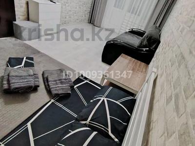 1-комнатная квартира · 38 м² · 2 этаж, 4 микрорайон за 11 000 ₸ в Аксае