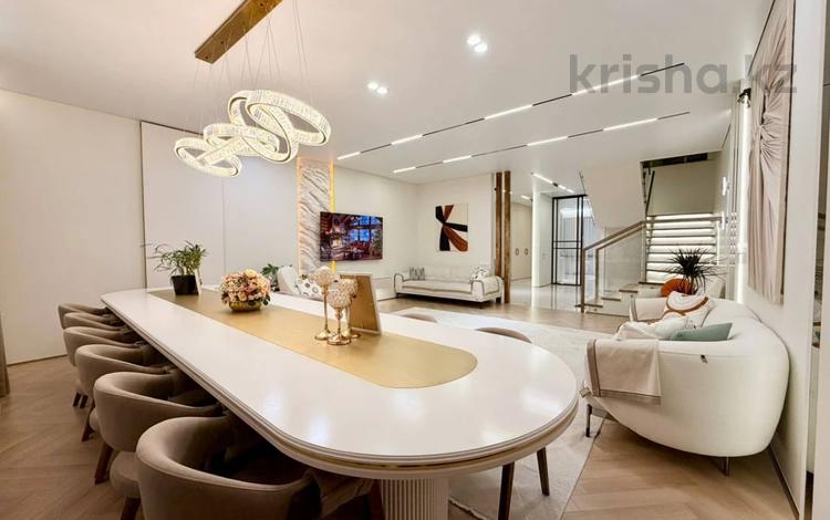 7-комнатная квартира · 340 м² · 1/4 этаж, Мангилик Ел за 230 млн ₸ в Актобе — фото 2