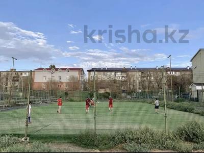 2-бөлмелі пәтер · 46.5 м² · 2/5 қабат, Центральный ш/а., М. Утемисова 109, бағасы: 18.5 млн ₸ в Атырау, мкр Центральный
