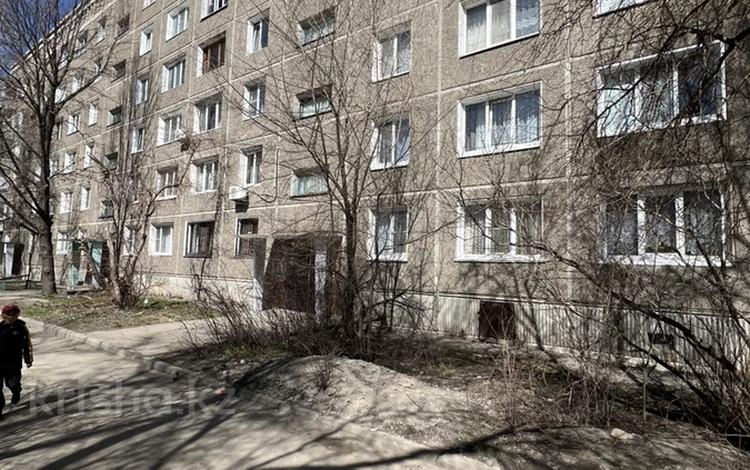 3-бөлмелі пәтер, 70 м², 6/6 қабат, Сатпаева 13/4, бағасы: 28 млн 〒 в Усть-Каменогорске — фото 2