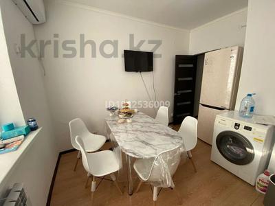 3-комнатная квартира · 93 м² · 3/5 этаж, мкр Нурсая 110 за 250 000 〒 в Атырау