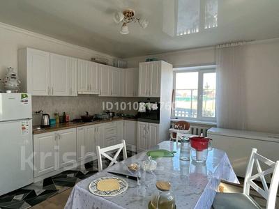 Жеке үй · 5 бөлме · 200 м² · 10 сот., Баршын 100, бағасы: 26.5 млн ₸ в Талапкер 