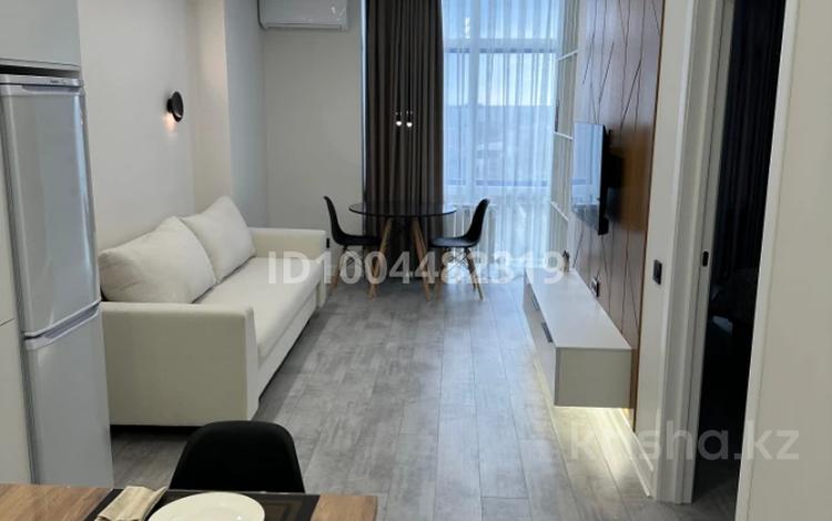 2-комнатная квартира · 40 м² · 19/25 этаж, Абая 10/2 — Акимат, Редиссон, парк, набережная за 25 000 ₸ в Астане, Сарыарка р-н — фото 2