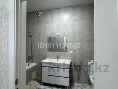 2-бөлмелі пәтер · 90 м² · 4/9 қабат, мкр. Алтын орда, Санкибай батыра 40в, бағасы: 43 млн ₸ в Актобе