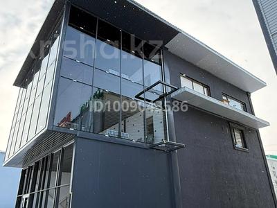 Еркін, кеңселер, қоғамдық тамақтану орны, ойын-сауық · 400 м², бағасы: 280 млн 〒 в Уральске, мкр Жана Орда