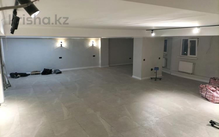 4-бөлмелі пәтер · 103 м² · 8 қабат, Кабанбай батыра 6/6 — Цирк, бағасы: 35 млн ₸ в Астане, Есильский р-н — фото 2