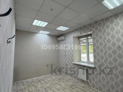 Офисы, образование, кабинеты и рабочие места · 12 м² за 70 000 ₸ в Уральске