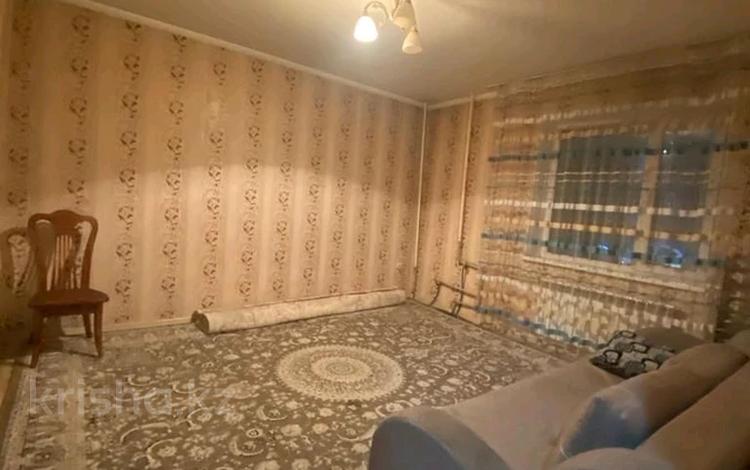 3-бөлмелі пәтер · 65 м² · 1/12 қабат, Ақсай-1А ш/а. 10, бағасы: 280 000 ₸ в Алматы, Ауэзовский р-н — фото 2