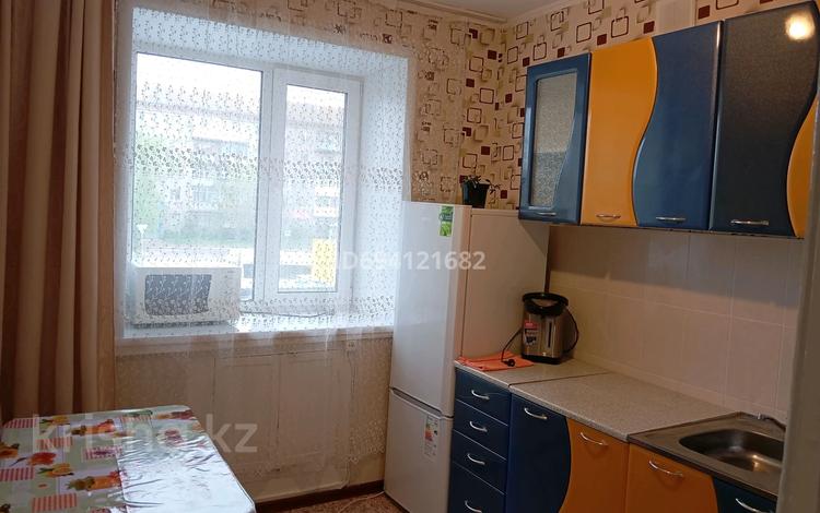 1-бөлмелі пәтер · 32 м² · 2/5 қабат, Кенесары 17, бағасы: 15 000 ₸ в Бурабае — фото 2