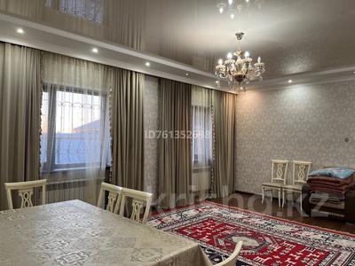 Отдельный дом · 5 комнат · 200 м² · 7 сот., Бисен Жумагалиев 1 — ул Бисена Жумагалиева дом 1 за 69 млн 〒 в Уральске