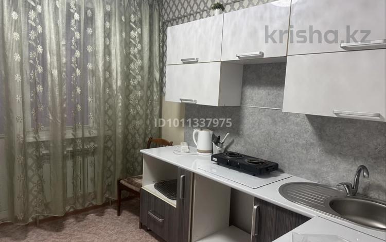 2-бөлмелі пәтер · 30 м² · 1/5 қабат, Мелькомбинат 1, бағасы: 150 000 ₸ в Семее — фото 16
