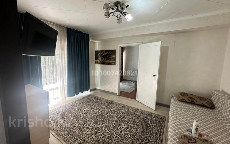 2-бөлмелі пәтер · 44 м² · 2/4 қабат, Абылайхана 7 — 2 ЖД Вокзал, бағасы: 15 000 ₸ в Алматы, Алмалинский р-н — фото 10