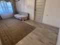 2-комнатная квартира · 44 м² · 1/5 этаж, мкр Центральный, Махамбета 118г — находится возле насиха технодом. за 15 млн ₸ в Атырау