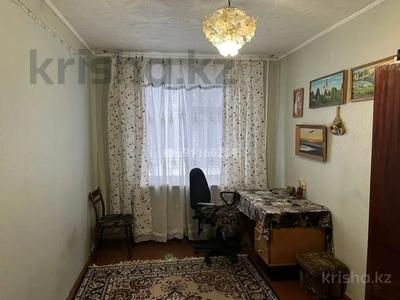 2-комнатная квартира, 47 м², 2/5 этаж, Абая за 13.5 млн 〒 в Уральске
