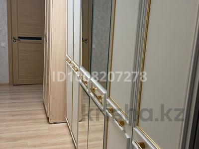 2 комнаты · 90 м² · 10 этаж, Мангиликел 19 — ул Алматы за 70 000 ₸ в Астане, Есильский р-н