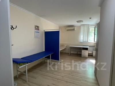 1 комната · 17 м² · 1 этаж, Казыбек би 24а за 100 000 〒 в Шымкенте, Аль-Фарабийский р-н