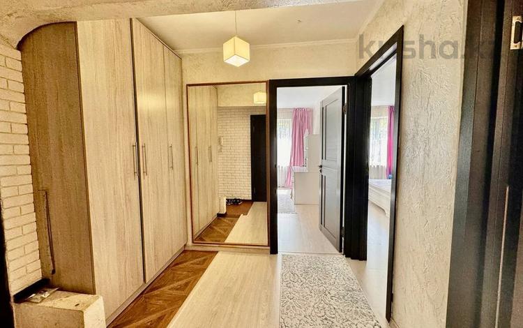 3-комнатная квартира, 63 м², 3/5 этаж, мкр Орбита-3 за 37.5 млн 〒 в Алматы, Бостандыкский р-н — фото 11