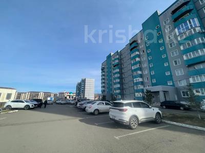 3-комнатная квартира · 81.8 м² · 8/9 этаж, Увалиева 8/1 за 33 млн 〒 в Усть-Каменогорске