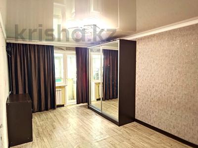 2-бөлмелі пәтер · 45 м² · 5/5 қабат, 27-шағынаудан, Язева 13, бағасы: 14.9 млн ₸ в Караганде, Казыбек би р-н