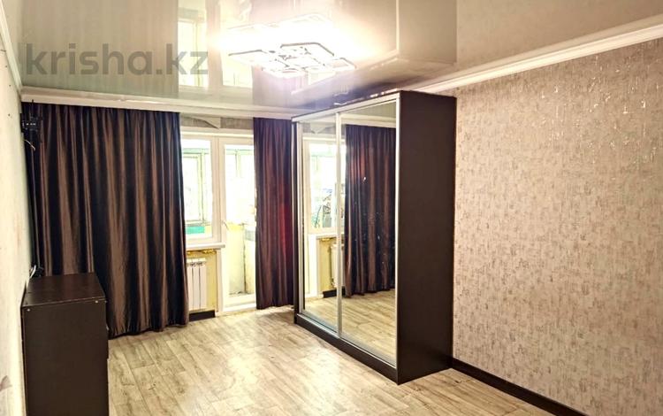 2-бөлмелі пәтер · 45 м² · 5/5 қабат, 27-шағынаудан, Язева 13, бағасы: 14.9 млн ₸ в Караганде, Казыбек би р-н — фото 2