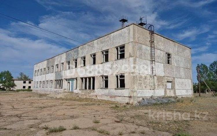 Свободное назначение, офисы, магазины и бутики, склады, азс, автосервисы и автомойки, общепит, салоны красоты · 1200 м² за 5.5 млн ₸ в Ерейментау — фото 5