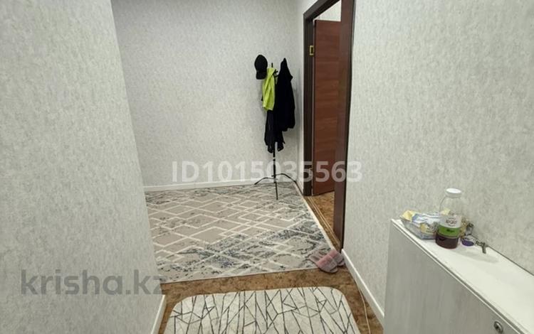 1-комнатная квартира · 45 м² · 5/5 этаж, мкр. Зачаганск пгт 81/1 за 14 млн ₸ в Уральске — фото 2