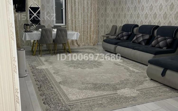 4-комнатная квартира · 116.9 м² · 8/9 этаж, Бокейхана 30 за 600 000 ₸ в Астане, Есильский р-н — фото 2