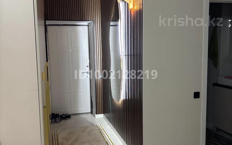 2-бөлмелі пәтер · 80 м² · 4/6 қабат, 20-й мкр 19/1, бағасы: 25.5 млн ₸ в Актау — фото 26