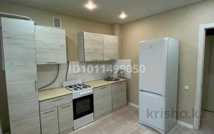 1-комнатная квартира · 40 м² · 4/5 этаж, 10 микрорайон 22 за 15.5 млн ₸ в Аксае — фото 2