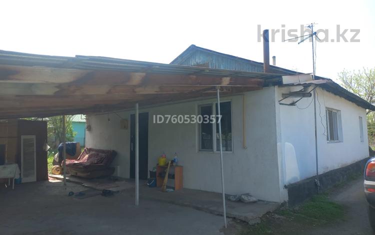 Отдельный дом · 3 комнаты · 80 м² · 9 сот., Комсомольская 14 — Супермаркет жаркент за 20 млн 〒 в Байтереке (Новоалексеевке) — фото 2