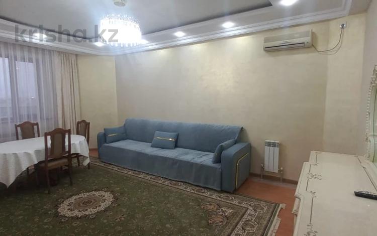 2-комнатная квартира · 75 м² · 3/9 этаж, Валиханова 13-21 за 350 000 ₸ в Атырау — фото 2