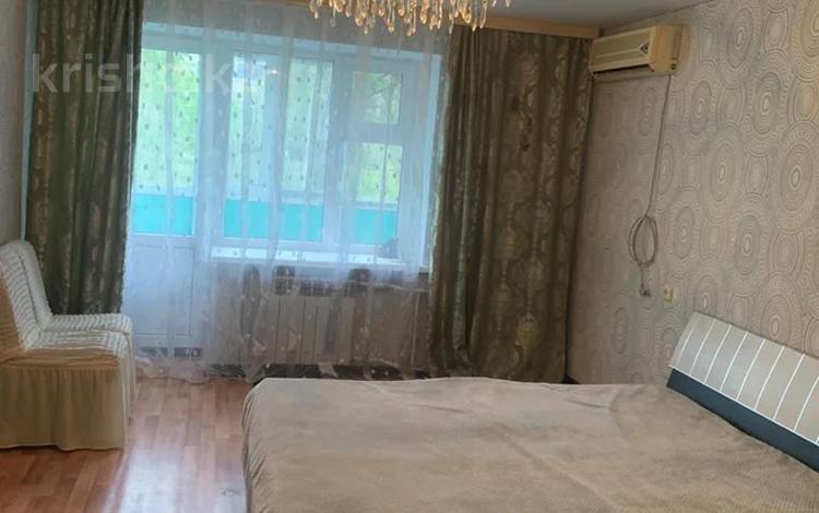 1-комнатная квартира · 35 м² · 2/5 этаж, Есет Батыра 95 за 130 000 ₸ в Актобе — фото 2
