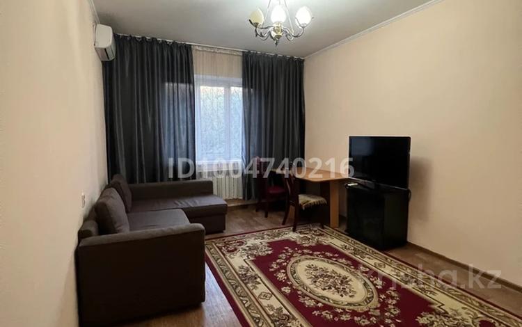 1-бөлмелі пәтер · 42 м² · 2/9 қабат, мкр Аксай-5 19, бағасы: 200 000 ₸ в Алматы, Ауэзовский р-н — фото 2