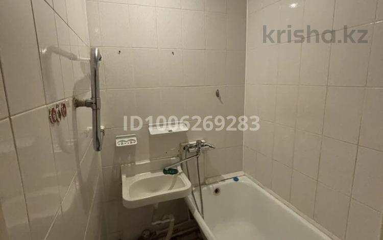 1-бөлмелі пәтер · 30 м² · 3/5 қабат, мкр 5, Абулхаир хана 65 Б, бағасы: 12.5 млн ₸ в Актобе — фото 2