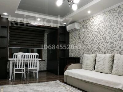 Аренда квартир в Шымкенте: 2-комнатная квартира · 55 м² · 2/4 этаж · помесячно, Проспект Момышулы 3 — Аль-Фараби за 250 000 〒 2-комнатная квартира · 55 м² · 2/4 этаж · помесячно, Проспект Момышулы 3 — Аль-Фараби за 250 000 〒 в Шымкенте, Аль-Фарабийский р-н