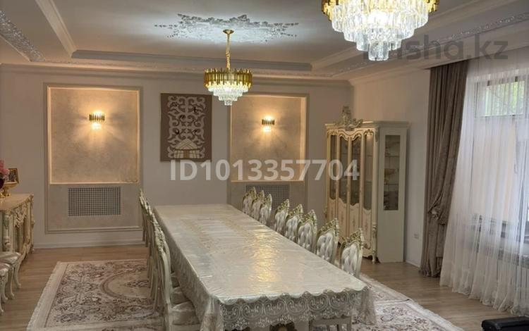 Жеке үй · 7 бөлме · 263.3 м², Матросова 29, бағасы: 120 млн ₸ в Актобе — фото 2