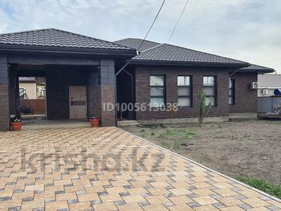 Отдельный дом · 5 комнат · 225 м² · 9 сот., мкр Самал — Олжагали Сулнтагалиева за 92 млн 〒 в Атырау