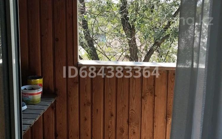 2-комнатная квартира · 42.5 м² · 5/5 этаж, Жансая 11 — Б. Момышулы -Тауке хан за 11 млн ₸ в Таразе — фото 2