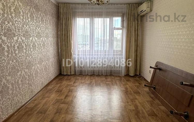 3-комнатная квартира · 63 м² · 7/10 этаж, мкр 11 79 за 25 млн ₸ в Актобе — фото 2