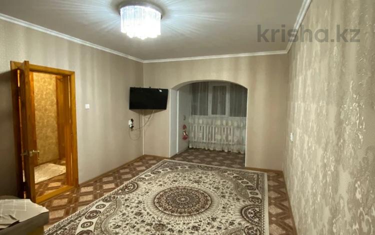 1-комнатная квартира, 39 м², 1/7 этаж, мкр 12