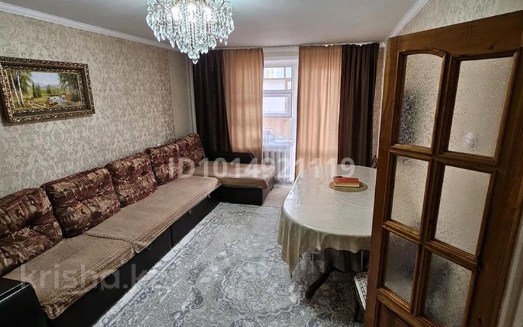 3-бөлмелі пәтер · 72 м² · 5/10 қабат, Степной 2 ш/а., мкр Юго-Восток, мкр Степной 2 6/2, бағасы: 26.5 млн ₸ в Караганде, Казыбек би р-н — фото 2