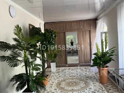 Дом · 7 комнат · 350 м², мкр Кунгей , Карима Мынбаева 182/2 за 99 990 ₸ в Караганде, Казыбек би р-н