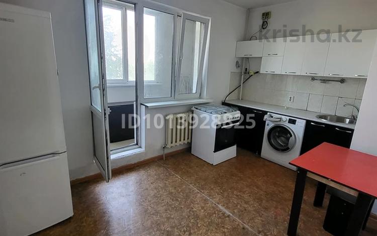 1-комнатная квартира · 45 м² · 1/5 этаж, мкр Саялы 134 за 170 000 ₸ в Алматы, Алатауский р-н — фото 3