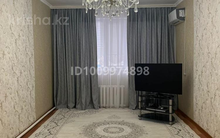 3-бөлмелі пәтер · 57.8 м² · 2/2 қабат, мкр Геолог, Ануарбек Аккулов 5 — Рядом со школой, бағасы: 14 млн ₸ в Атырау — фото 2