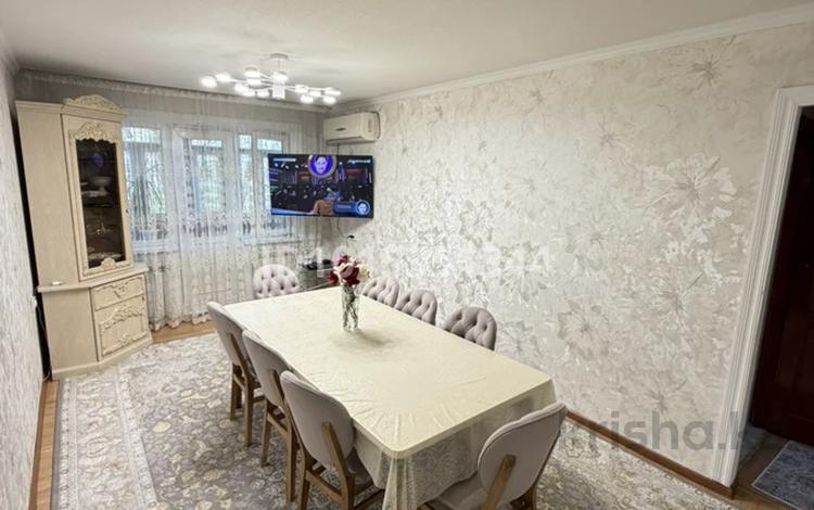 3-бөлмелі пәтер · 65 м² · 3/5 қабат, 11-шағынаудан — 40 және 36 мектеп ортасында, бағасы: 21.5 млн ₸ в Шымкенте, Енбекшинский р-н — фото 2
