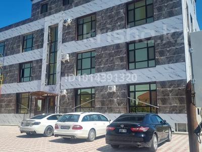 3-комнатная квартира · 122.6 м² · 2/3 этаж, Достык 20 за 24 млн ₸ в Актау, мкр Приморский