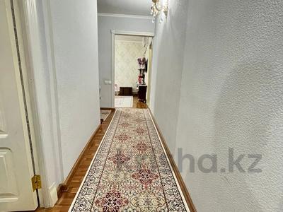 3-комнатная квартира, 61 м², 3/5 этаж, 18-й микрорайон, 18-й микрорайон за 23 млн 〒 в Шымкенте, Енбекшинский р-н